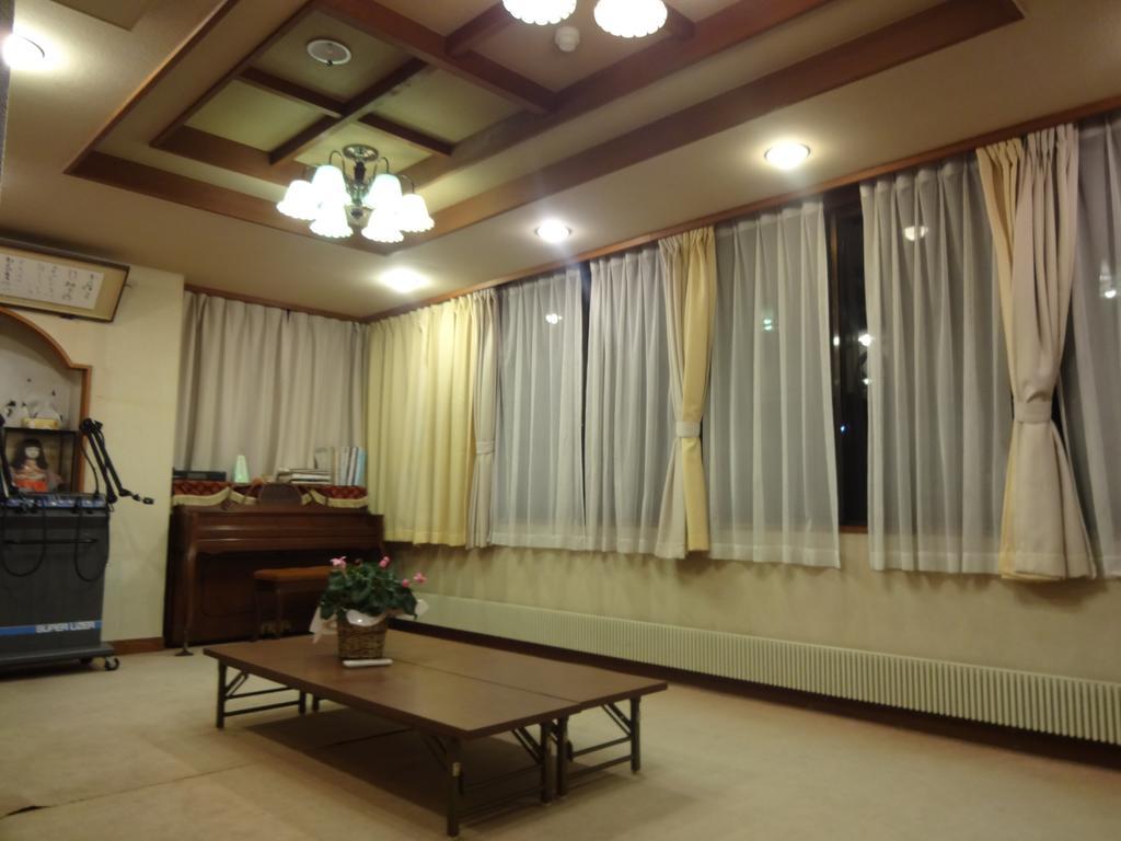 Resort Inn Seikan Hakuba Exteriör bild